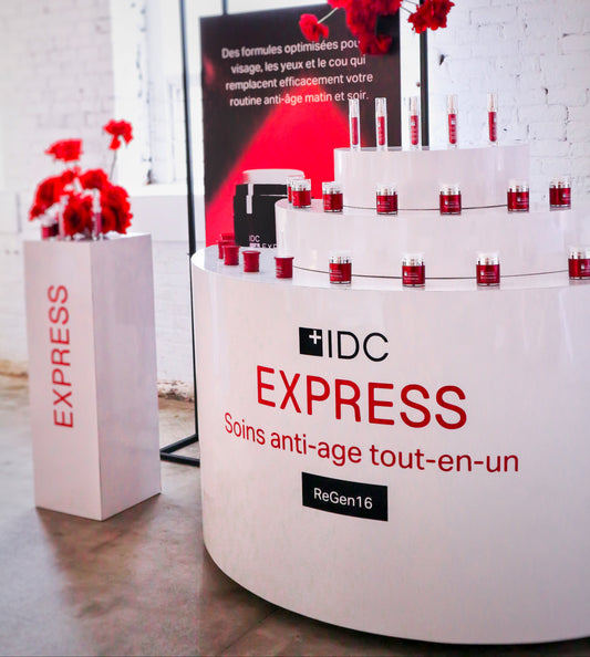 ELLIE - Bar with shelves