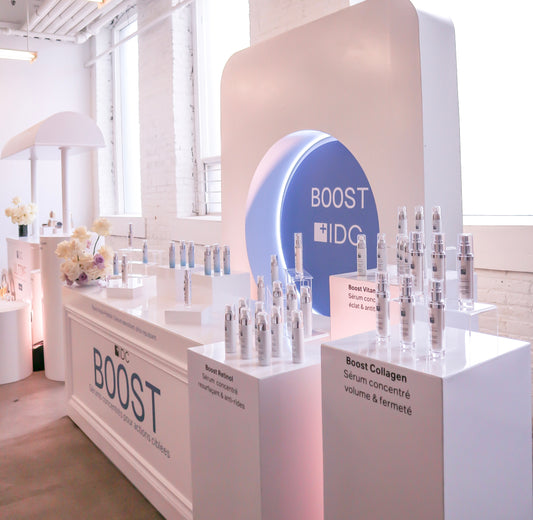 Mia - Rectangular display pedestal