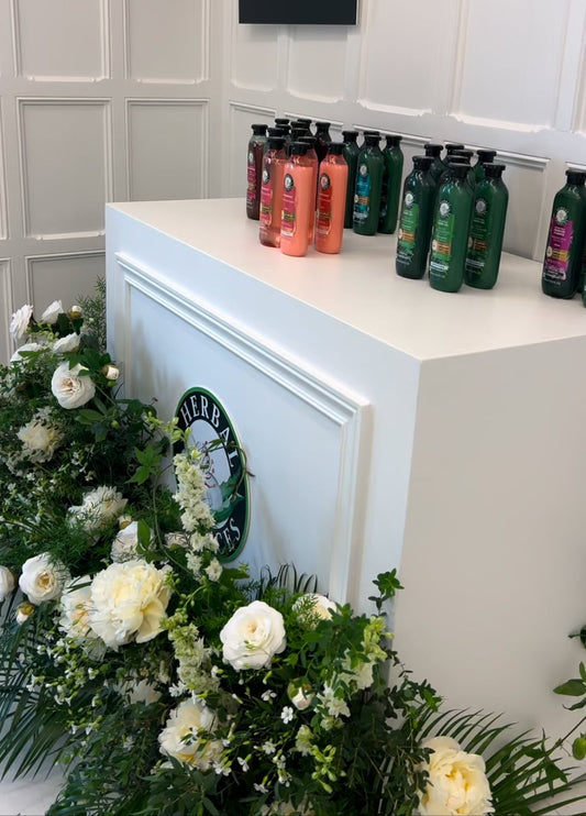 ASTRA — Classic White Event Bar