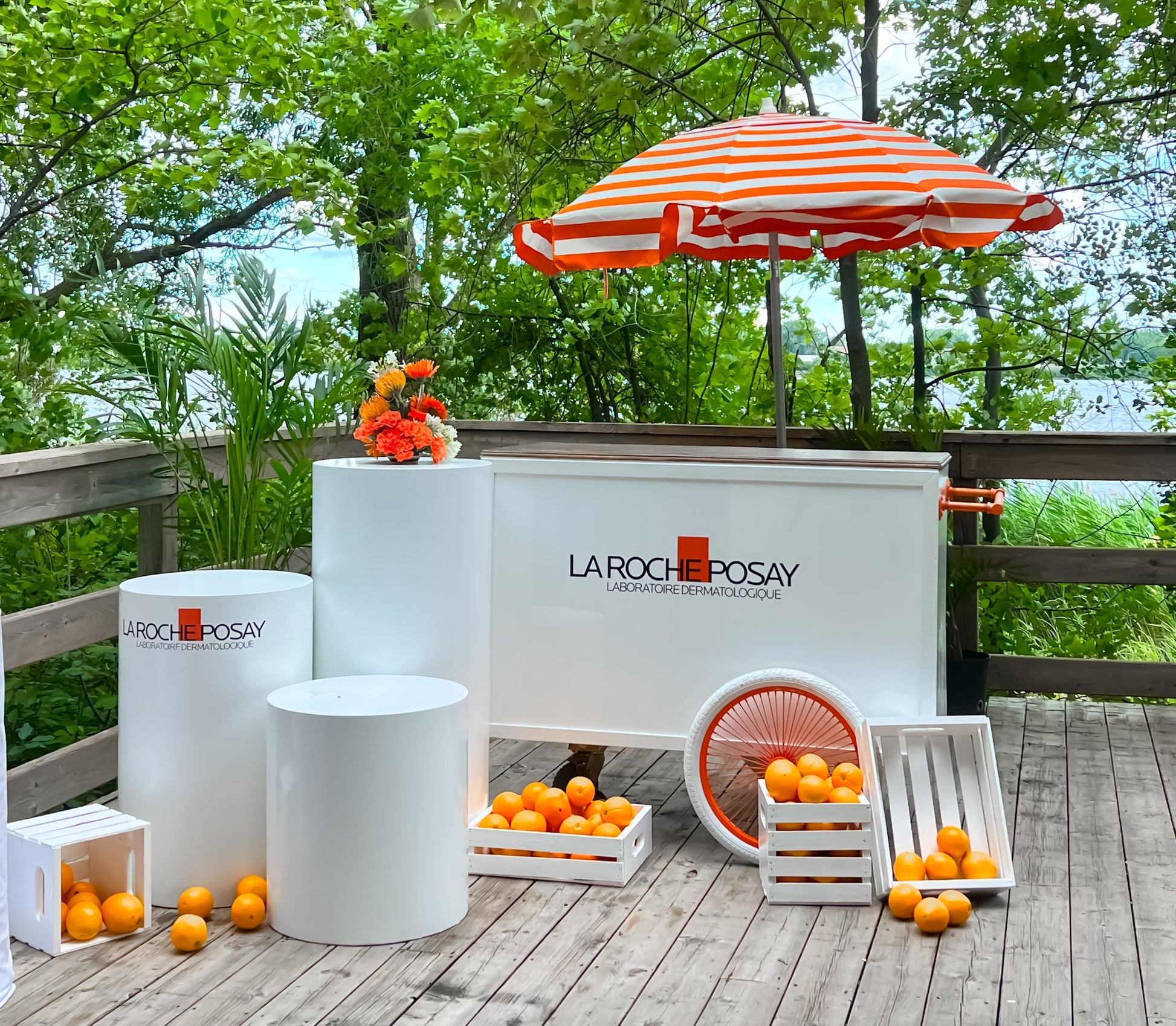 white service cart
branded event cart
mobile display cart
event sampling station
customizable event cart
activation prop cart
outdoor event cart
pop-up display cart
minimalist event cart
promotional product cart